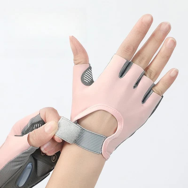 New Gloves Half-Diamond Anti-Slip for Cycling and Fitness, Palm Protection, Multicolor, Universal, Wholesale
