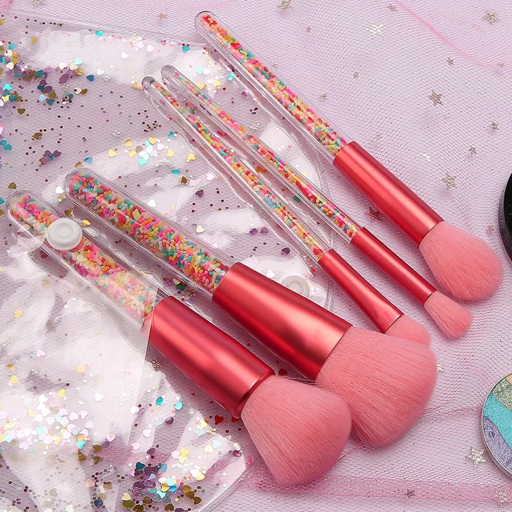 Set di pennelli per trucco Candy da 5 pezzi, setole in fibra sintetica per un'applicazione fluida, uso professionale quotidiano, pennello per donne e ragazze