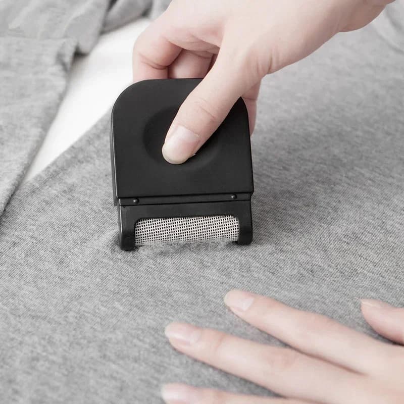 Cute Mini Lint Remover Portable Manual Hair Ball Trimmer Clothes Sofa Fabric Fluff Particle Remover Household Cleaning Tools