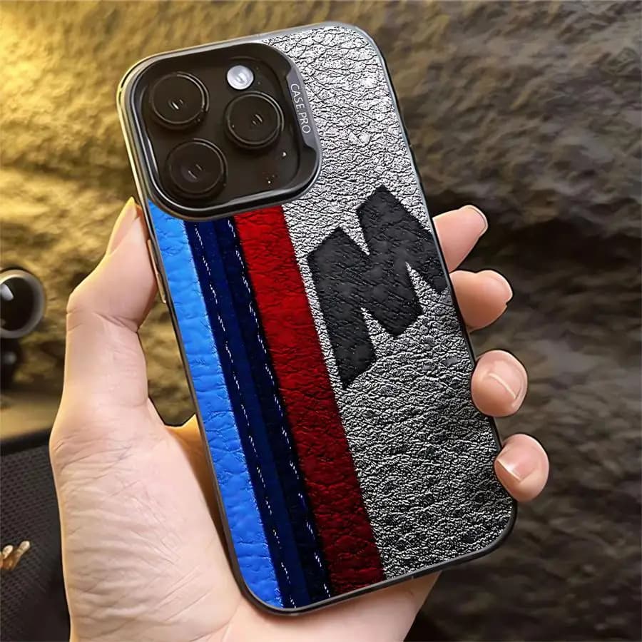 Cover posteriore per iPhone 17 Pro Max 12 XR 11 16 13 Pro 15 Plus XS Air 14 Blu Rosso con logo M