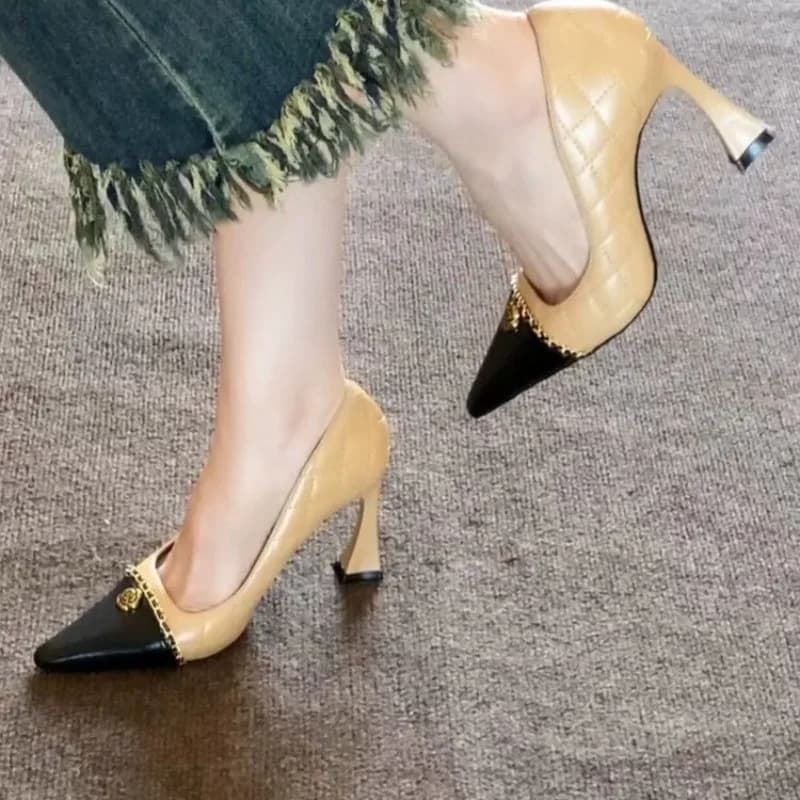 Nuova Collezione Autunno/Inverno 2026: Scarpe con Tacco Alto, Sottile, a Punta, Stile Francese, Design Patchwork