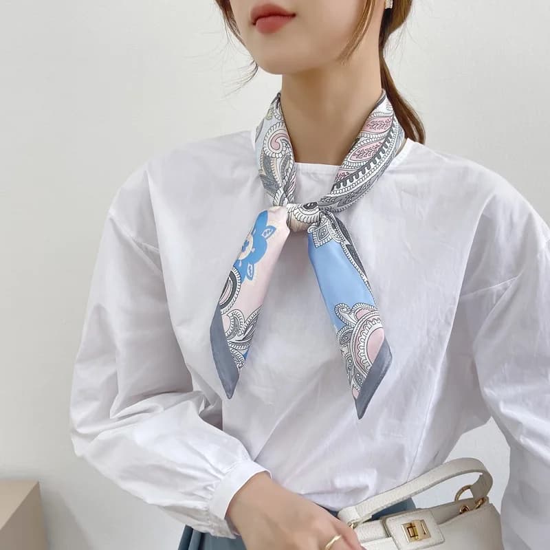 Women's Square Silk Scarf 70x70cm with Floral Print, Satin Soft Scarf, Hairband, Hijab, Gift