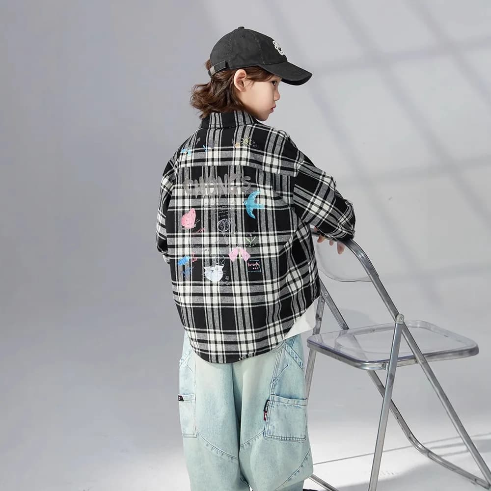 2025 Camicia a quadri ampia da ragazzo nuova Camicia a maniche lunghe autunnale per bambini Giacca per bambini media e grande