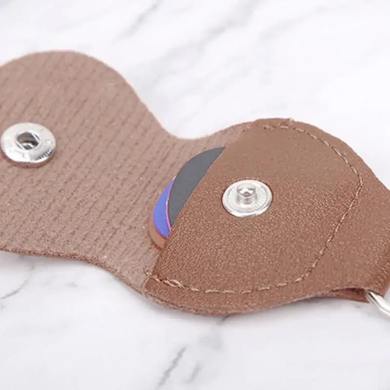Guitar Pick Container Guitar Accessory Tool Pocket Guitar Pick Wallet Guitar Pick Holder Guitar Pick PU Texture