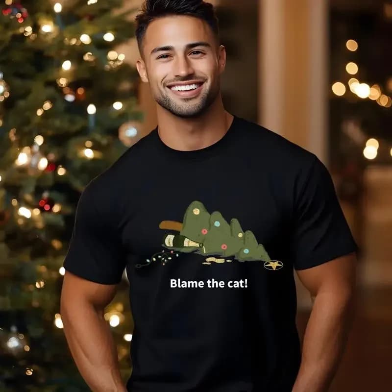 Maglietta Natalizia 'Blame the Cat' Divertente Idea per Albero di Natale Senza Amanti