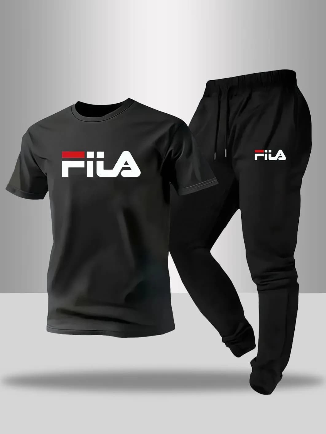 Nuovo set da uomo composto da t-shirt stampata traspirante e pantaloni con coulisse, adatto per l'abbigliamento casual da esterno.