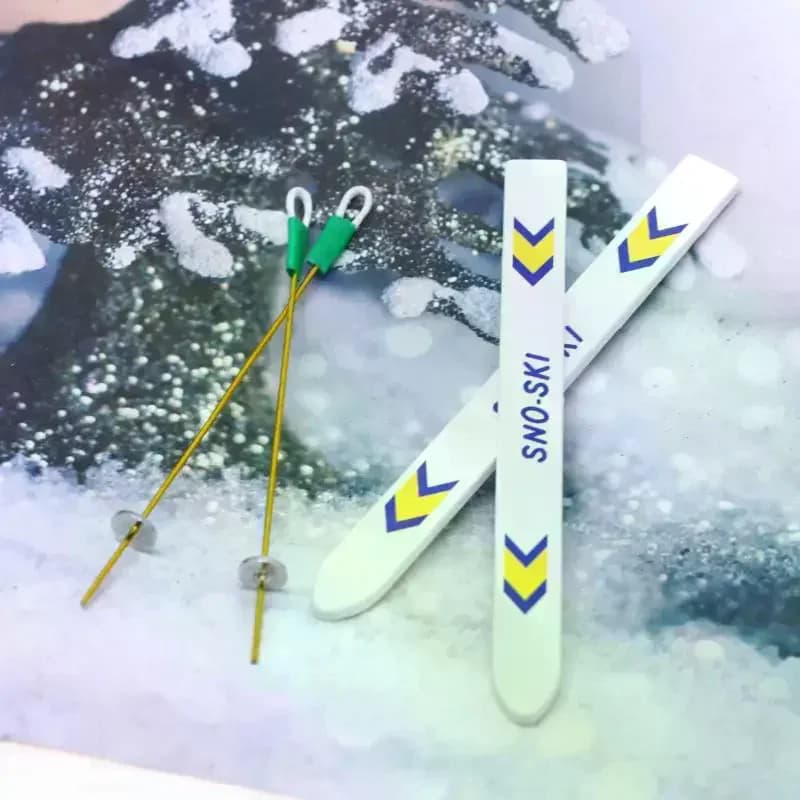 1 set casa delle bambole in miniatura tavola da sci in legno decorazione scena natalizia casa delle bambole accessori natalizi giocattoli per bambini regalo