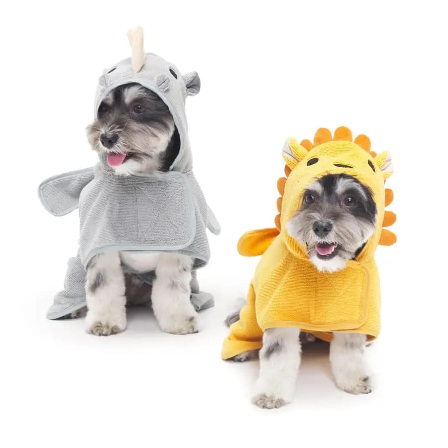 Quick drying dog bathrobe with tear closure and wrapper, easy to clean, washable in washing machine, dog coats