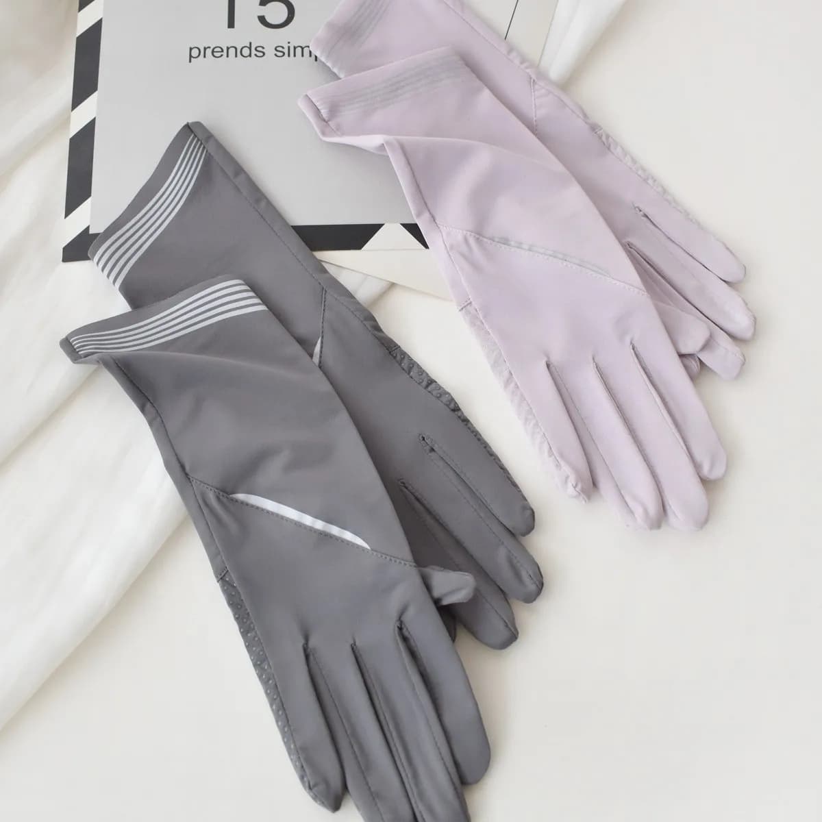 UV-protective Gloves for Women Lightweight Summer Gloves with Two-finger Cutouts, Cooling Silk Fabric