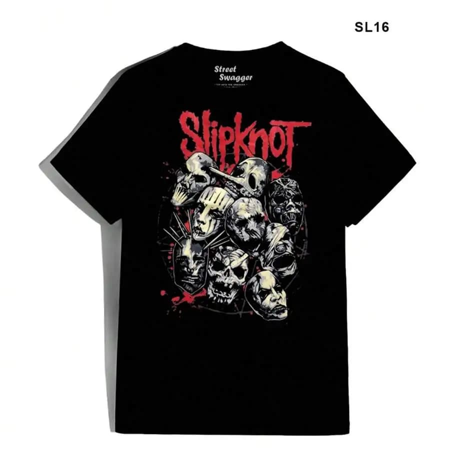 Maglietta Pop Culture Nu Metal Goat Collage Tee – Iconica maglietta con maschera di capra in stile vintage per i fan del Heavy Metal