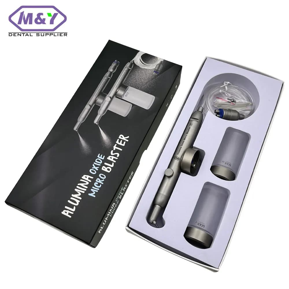 Pistola per sabbiatura in ossido di alluminio dentale Micro Blaster lucidatrice 2/4 fori interfaccia Microetcher Sandblaster sbiancamento dei denti