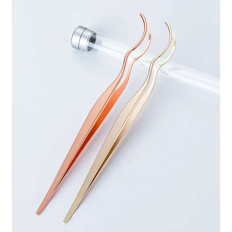 Auxiliary device for the application of false eyelashes with special arc technique