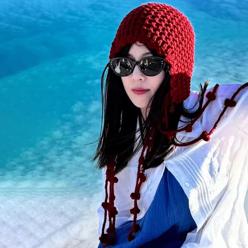 Atmosphere Wear Travel Hat Women's Red Grassland Crochet Tassel Knitted Beanie