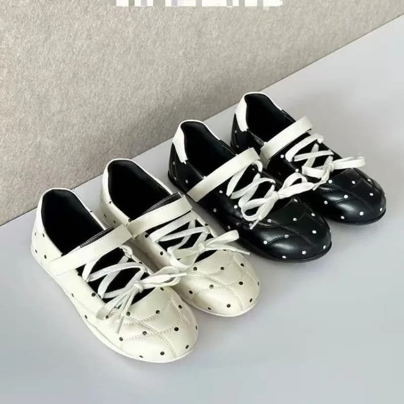 Flat Lace-up Single Shoes 2026 Spring New Retro Style Round Toe Soft Sole Lightweight Ballet Shoes
