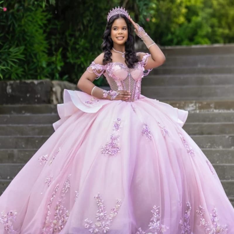 Abiti stile Quinceanera rosa con spalle scoperte Abito da ballo dolce 16 Abito applique in pizzo con perline Fiocco di cristallo Tull Abiti da festa di compleanno 15