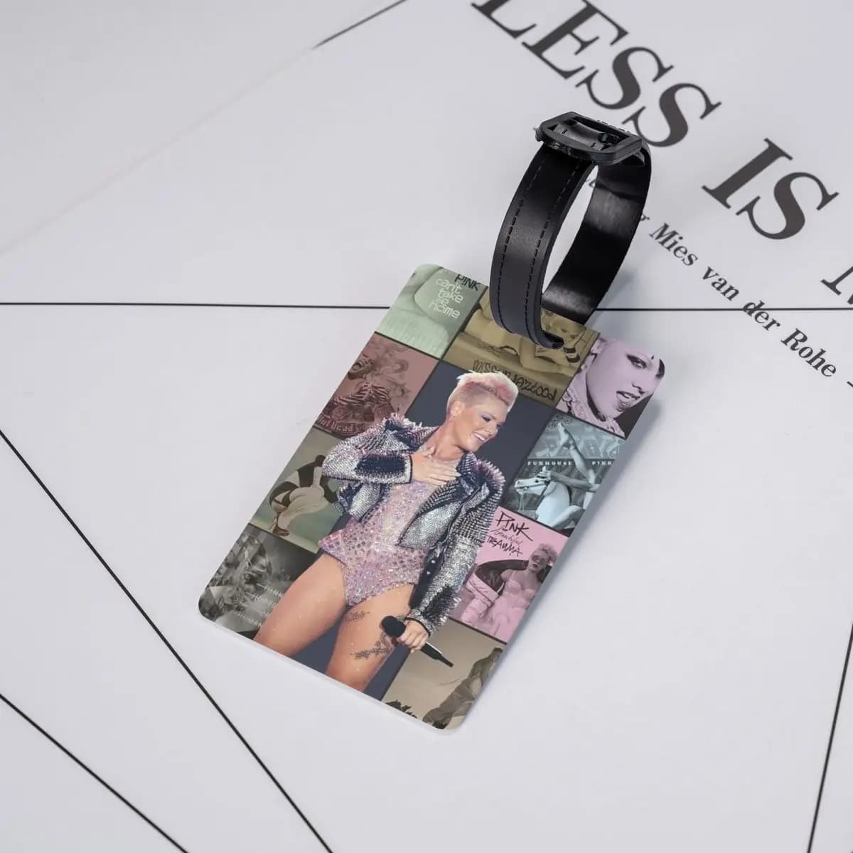 Etichette per bagagli rosa P!nk, cantante cool di musica country, accessori per valigie, etichette per bagagli da viaggio, porta etichette per imbarco, porta ID, nome, indirizzo