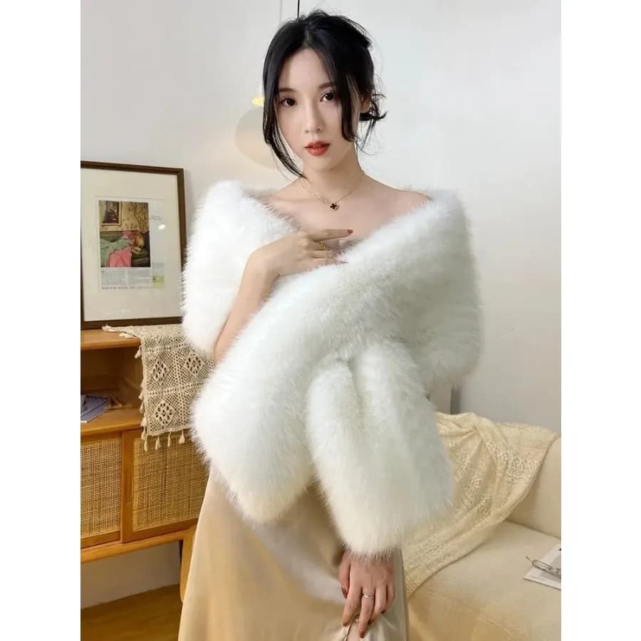 Elegant Scarf in Finta Pelliccia di Volpe 2025, Collo Scaldacollo Invernale, Mantella Calda per Wedding, Pashmina in Luxury Plush
