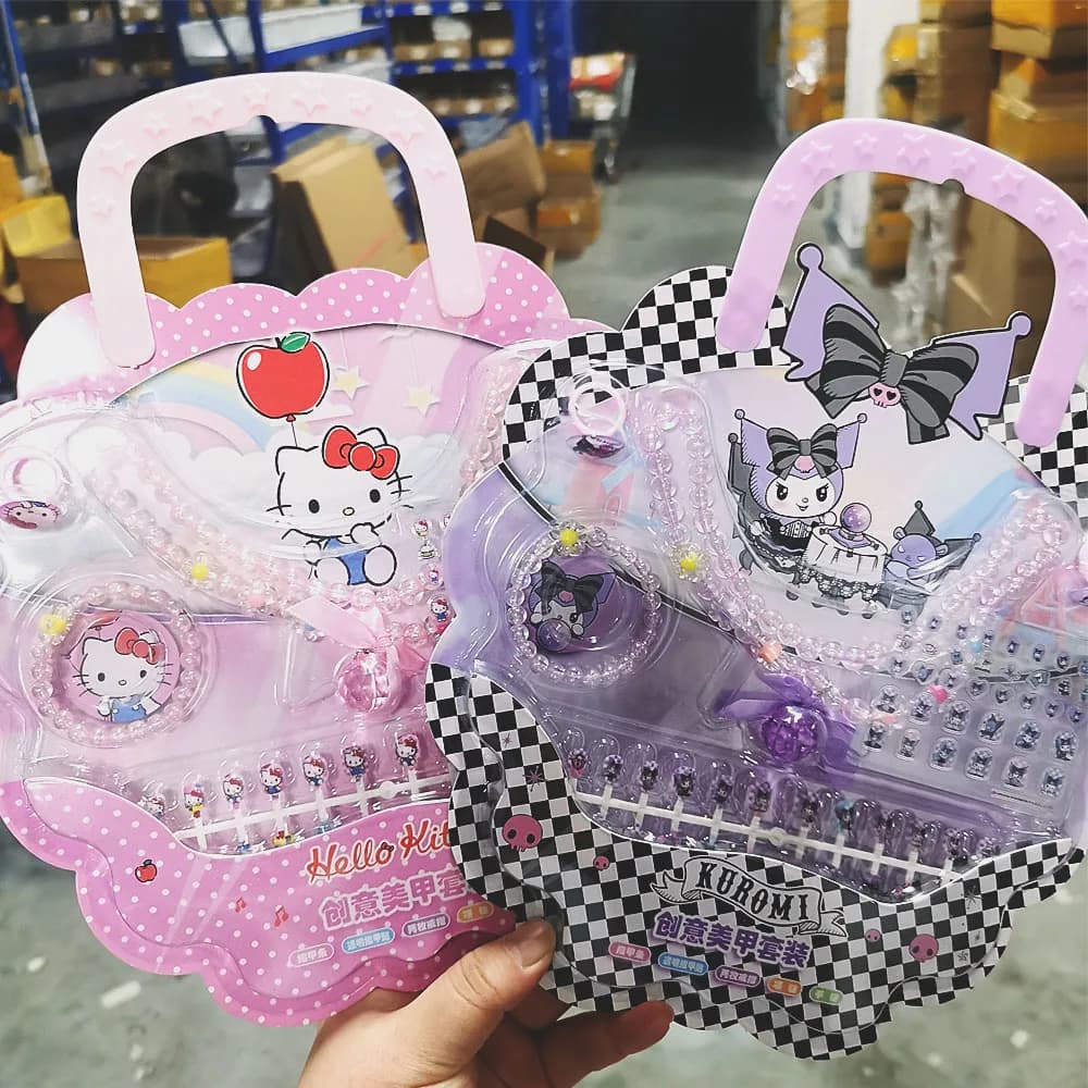 Set manicure per bambini con personaggi Hello Kitty e Kuromi, unghie finte morbide e sicure, decorazioni adesive per unghie, scatola regalo di compleanno per bambina