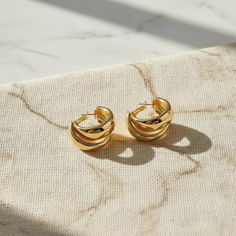 Trendy Gold Crisscross Wide Hoop Clip-On Earrings For Non-Pierced Ears Minimalist Chunky C-Shaped Luxury Statement Jewelry