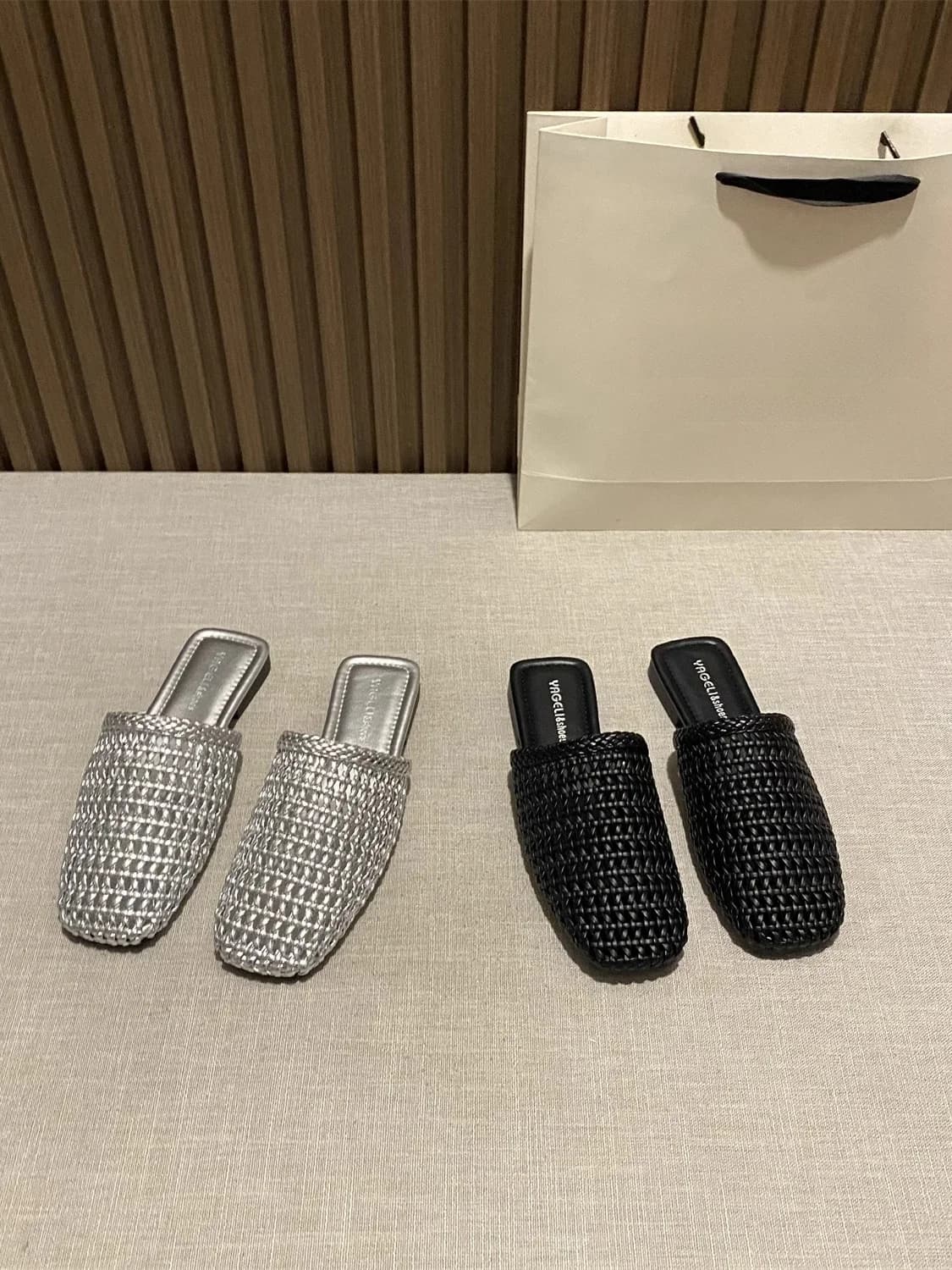 Mules piatte da donna primavera estate 2026, intrecciate e traforate, con suola in gomma antiscivolo, punta quadrata, mezze pantofole alla moda
