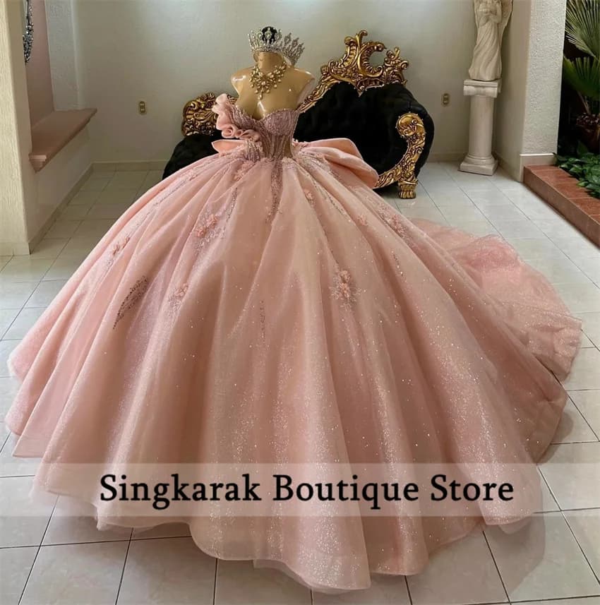 Splendida principessa rosa dolce 16 abiti Quinceanera 2025 appliques perline festa di compleanno abito da ballo Vestido De 15 Anos personalizzato