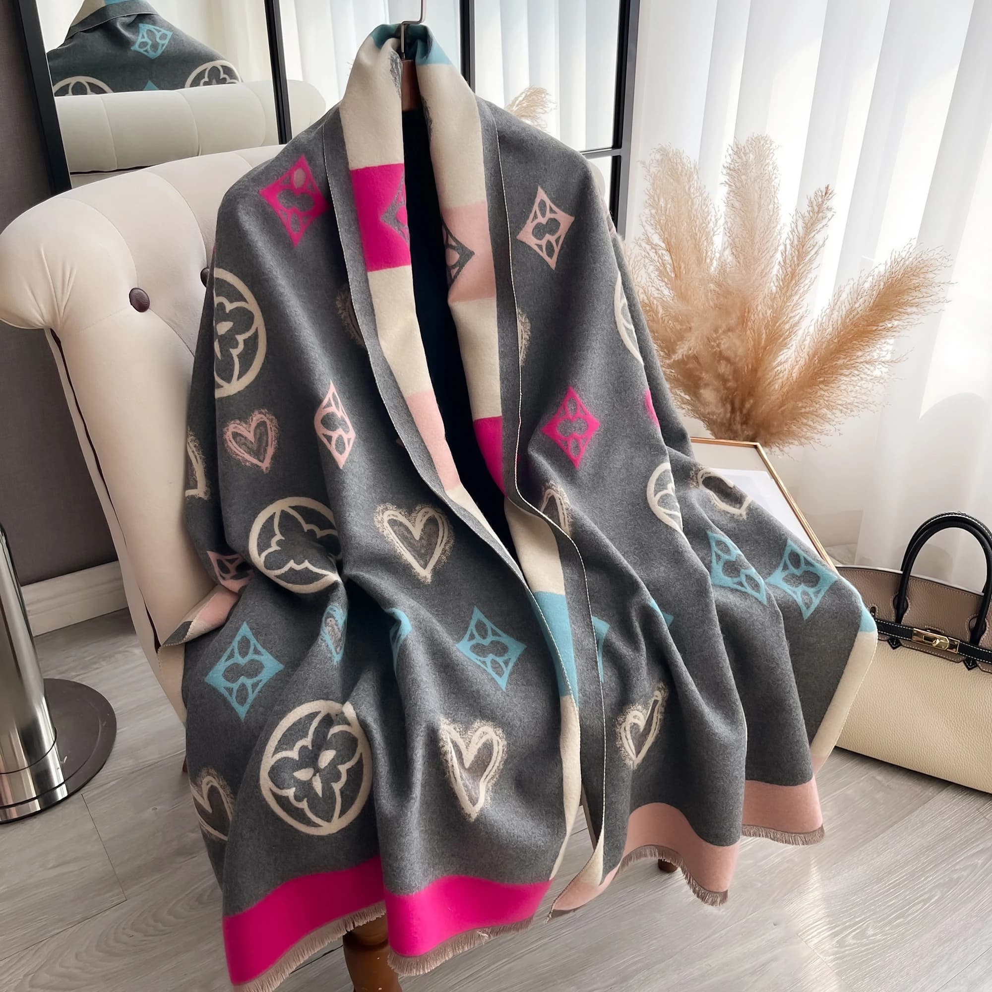 Sciarpa di amore in cashmere di lusso Inverno Donna Scialli di Pashmina Coperta calda Avvolge Foulard femminile Bandana Sciarpe spesse di marca Hijab Nuovo