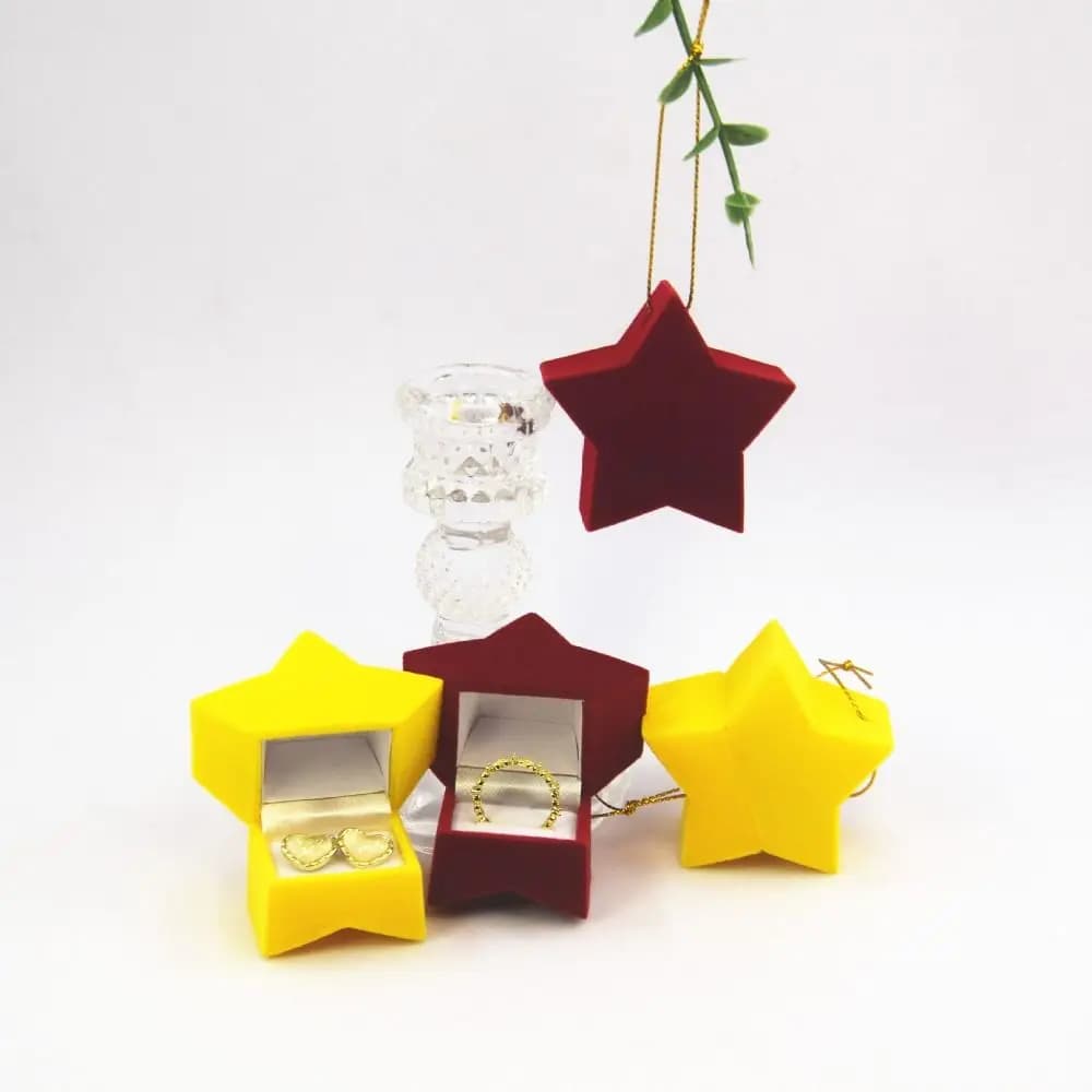 Portable Display Holder Engagement Ring Box Exquisite Portable Small Ring Bearer Box Velvet Mini Jewelry Storage Box Couple