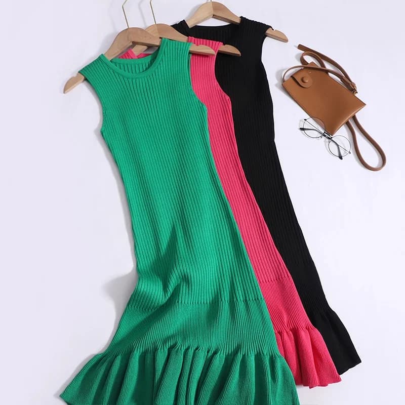 2024 New Summer Korean Dress Knitted Femme O-Necklace Sleeveless Ruffles Sexy Slim Fitted Dress Elegant Mini Dress