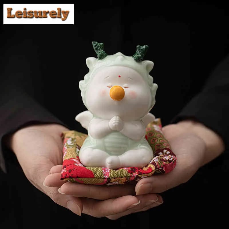 Meditation Dragon With Gold-stamped Fabric Cushion Tea Pet Traditional Tea Games Tea Figurine Play Toys Tea Statue Ornaments