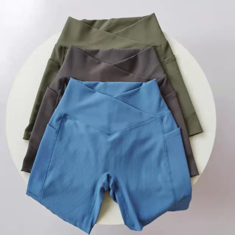 Pantaloncini Sportivi da Donna con Vita Incrociata, 2 Tasche, Asciugatura Rapida, Anti-Sfregamento, per Ciclismo e Fitness, Modello a 4 Punti
