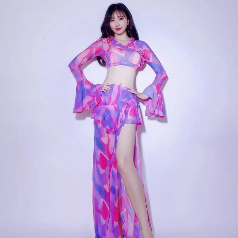 Costumi di danza del ventre personalizzati Abbigliamento da pratica Nuovo set di top colorati e gonna lunga 2025 Abito da spettacolo di danza orientale