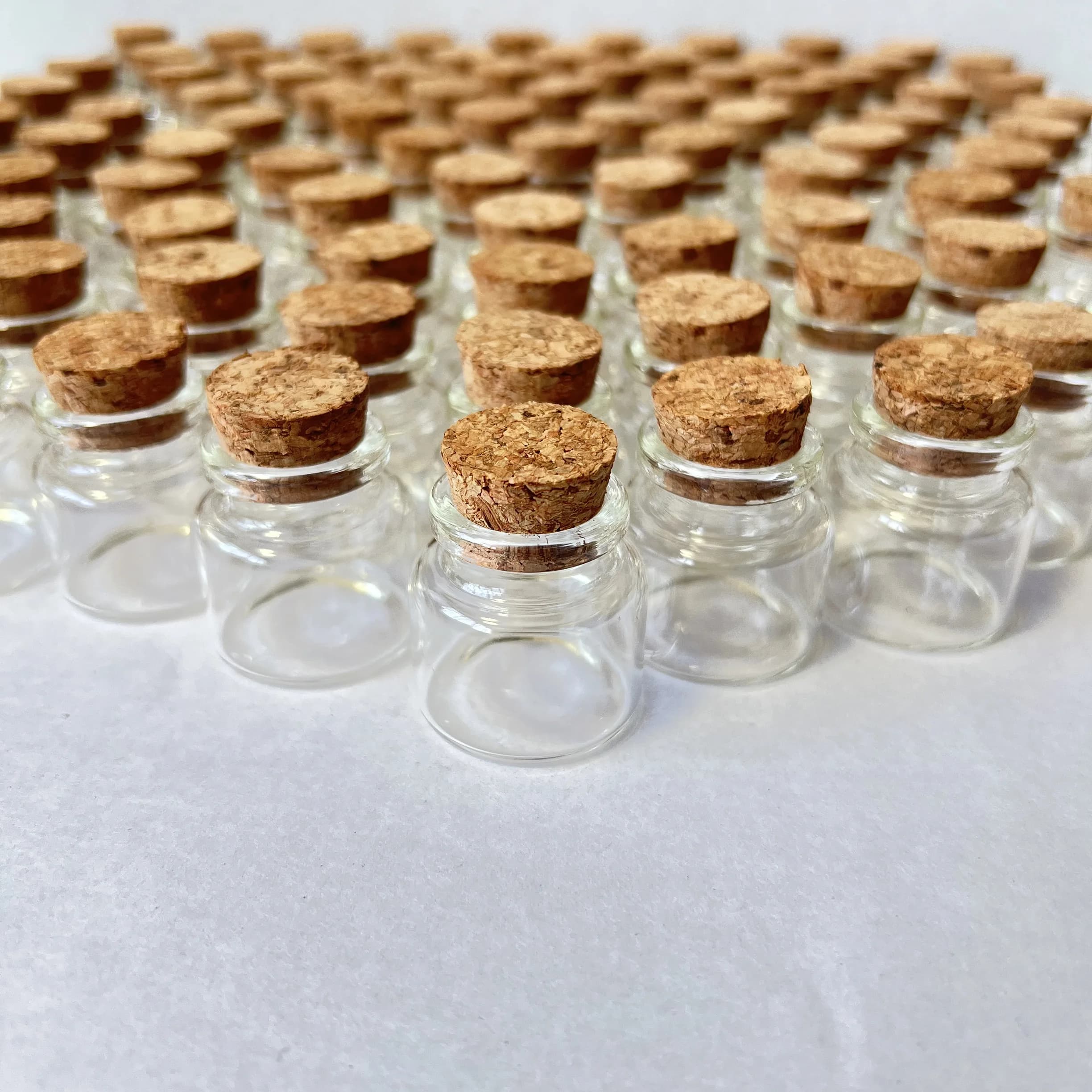 40/72/105 PCS 10ml Bottiglie di vetro Tappi di sughero Barattoli piccoli Mini contenitori trasparenti per artigianato fai da te Bottiglie dei desideri Conservazione delle spezie