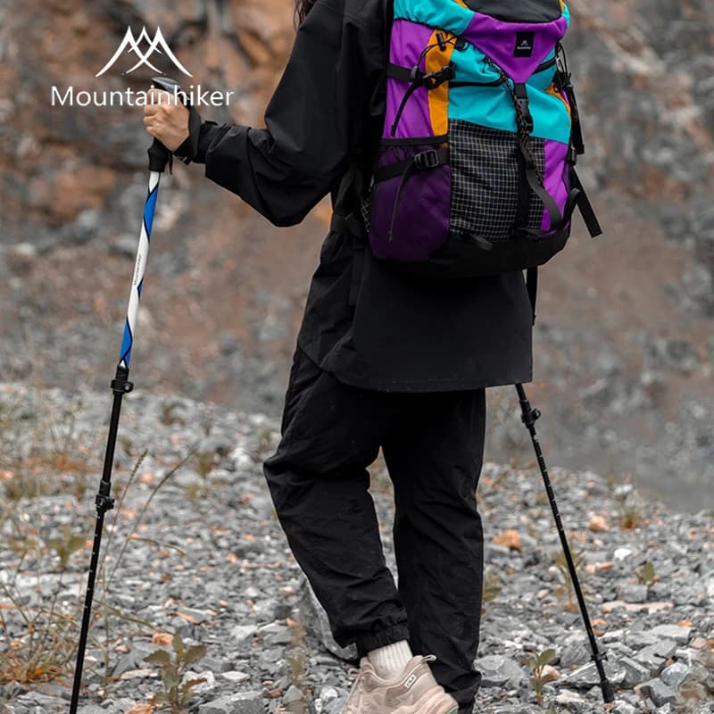 MOUNTAINHIKER Bastone da arrampicata telescopico in alluminio Alpenstock da 135 cm Bastone da trekking ultraleggero a 3 sezioni ssi
