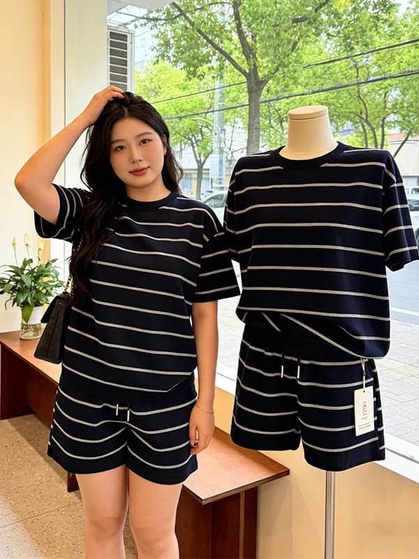 Completo da donna taglie forti estivo 2026: T-shirt a righe girocollo e pantaloncini a vita alta a gamba larga, set due pezzi stile semplice e alla moda per il commuting