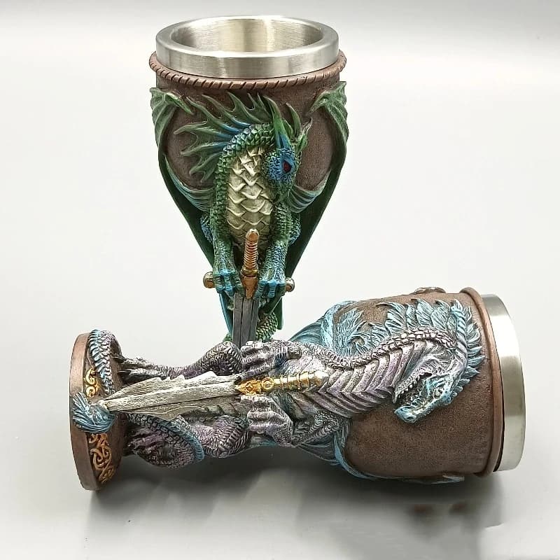 Bicchiere a Forma di Spada di Drago Volante 3D in Acciaio Inox e Resina, Tazza da Birra Medievale, Articolo da Bar, Regalo Creativo per Feste