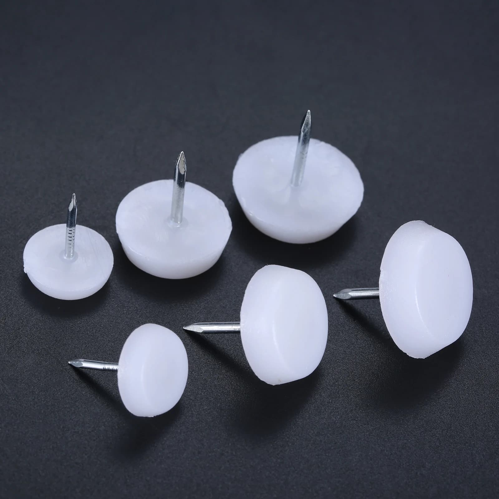 50 Pz 14/18/20mm Tavolo Sedia Gamba Slider Glide Pad Nail-On Piedi Rilievi Antiscivolo Mobili Tappetini Sedia di Legno Gambe protezione
