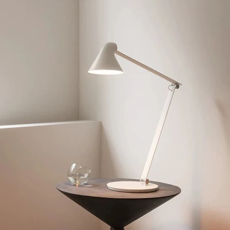 Lampada da lettura nordica NJP con regolazione della luce da ufficio pieghevole a braccio lungo a LED Lampada da scrivania da lavoro di design minimalista creativo
