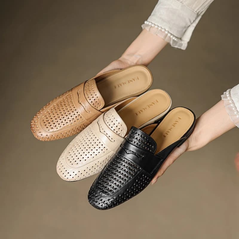 Women's new summer genuine leather cowhide carved holes, breathable low heel toe closure, Mueller shoes, fashion slippers