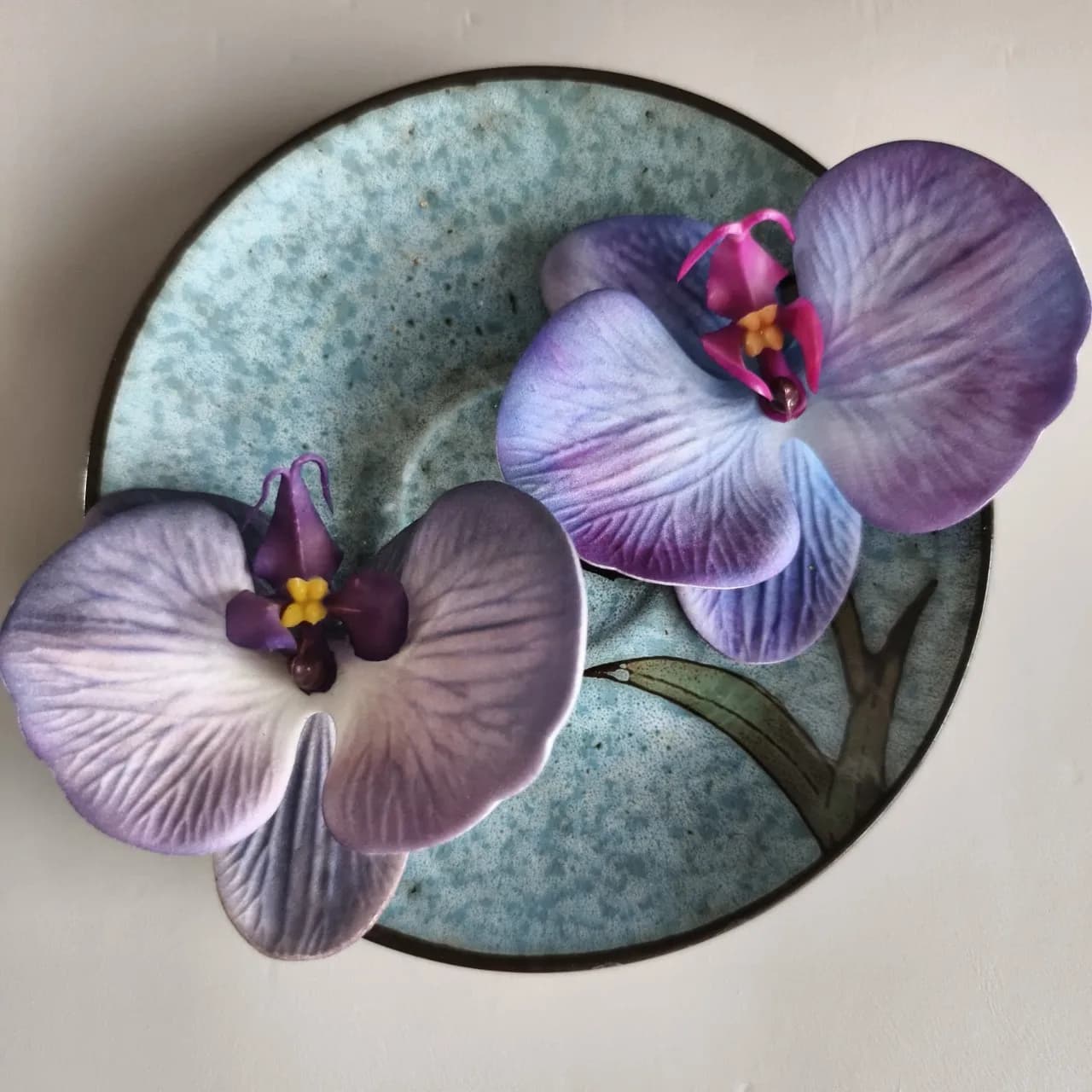 30 Pezzi di Fiori Artificiali in Silicone a Forma di Orchidea Farfalla, Decorazione per Scatole Regalo Fai-da-Te, Fiori Finti per Matrimoni, Souvenir e Allestimenti per Feste