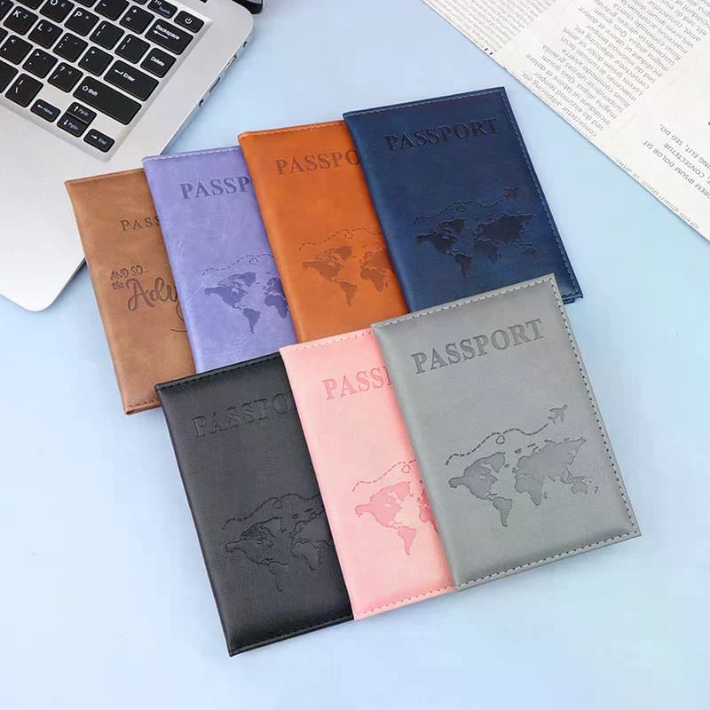Compagno di viaggio essenziale; Custodia per passaporto unisex in pelle PU; Portafoglio/porta carte dal design sottile del mondo, moda semplice.
