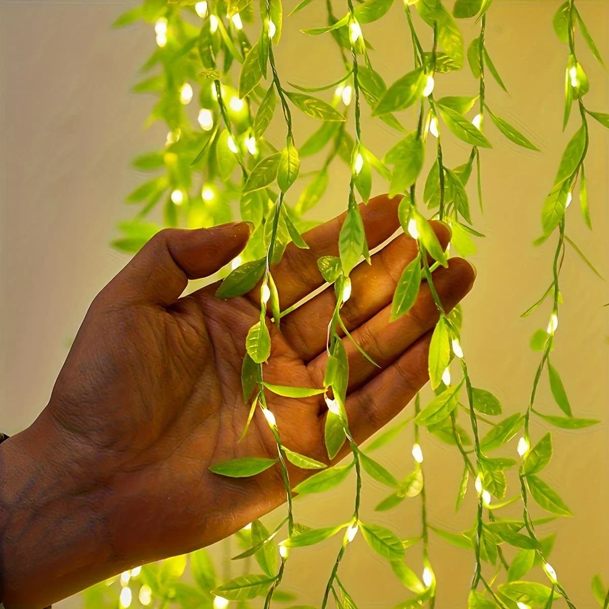 2 M 20 Light Always on the battery box Willow curtain lamp Decorative light string Imitation foil Wrought iron basket Copper wire