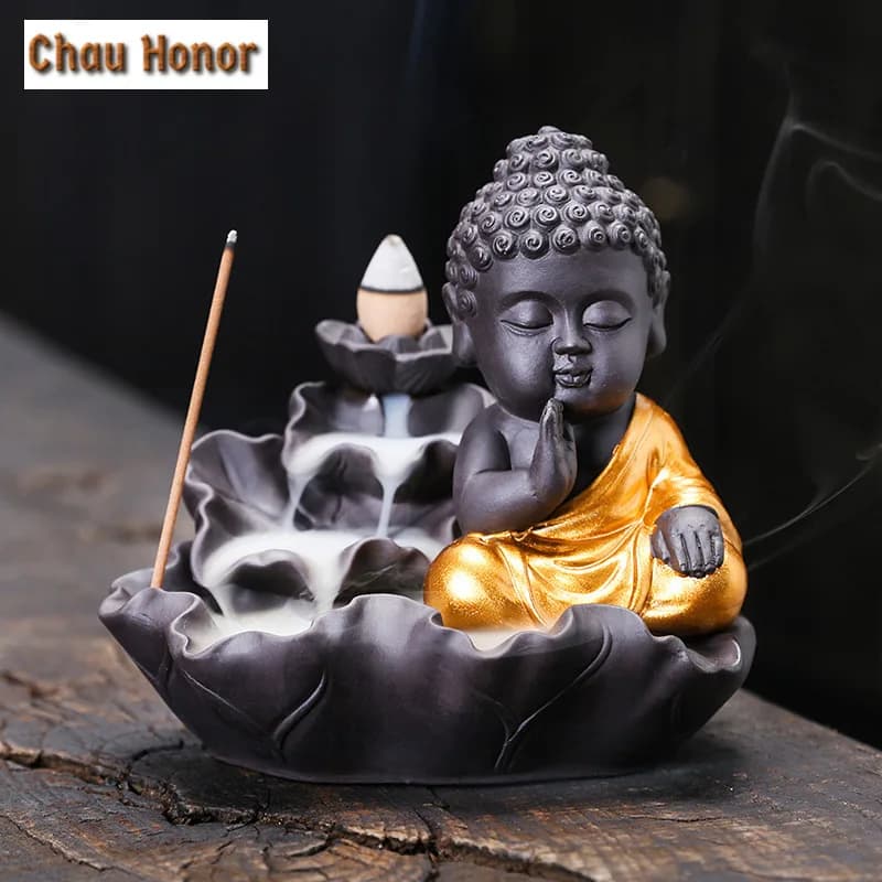 Bruciatore di riflusso di fumo di piccolo monaco in ceramica supporto per bastoncini di incenso Maitreya statua di Buddha incensiere a cascata in porcellana decorazioni per la casa