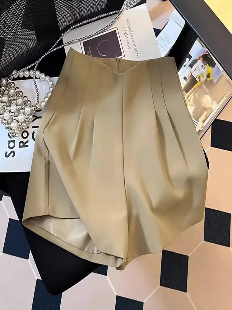 Fashionable Pleated Suit Shorts Women's Versatile Slimming High Waist Wide Leg Pants Commute Style Summer New Arrival