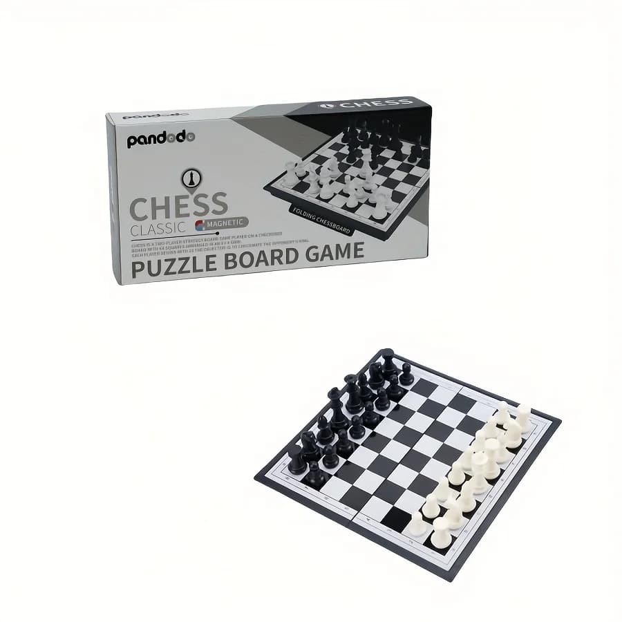 Set di scacchi portatile e pieghevole, CHESS CLASSIC MAGNETIC, include scacchiera, dadi e pezzi degli scacchi. Un regalo perfetto per le vacanze.
