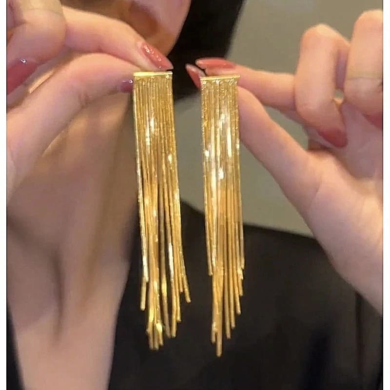 Earrings of fashion long chain metal color gold nappe bling earrings for women Ms wedding jewelry daily pendant