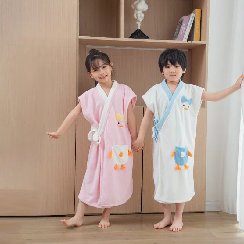 Children's Bathrobe Animated cartoon bath skirt Coral fleece towel Beach towel for children swimming soft and cute Spa bath towel