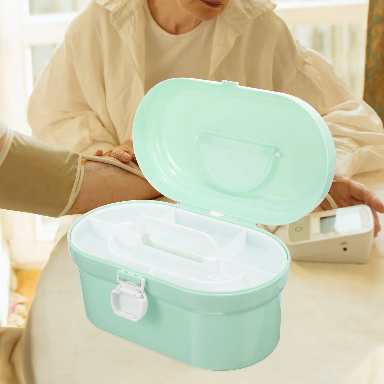 Scatola per medicinali per bambini, organizer portatile a doppio strato, contenitore per medicinali in plastica resistente, kit di pronto soccorso per la casa