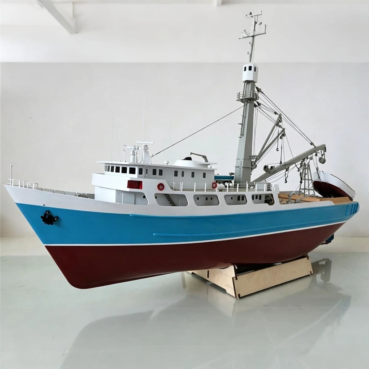 Barca RC 1/60 91,1 cm Abaten, Barca da Pesca Telecomandata con Struttura in Legno, Modello Dettagliato, Kit Nave RC Giocattolo