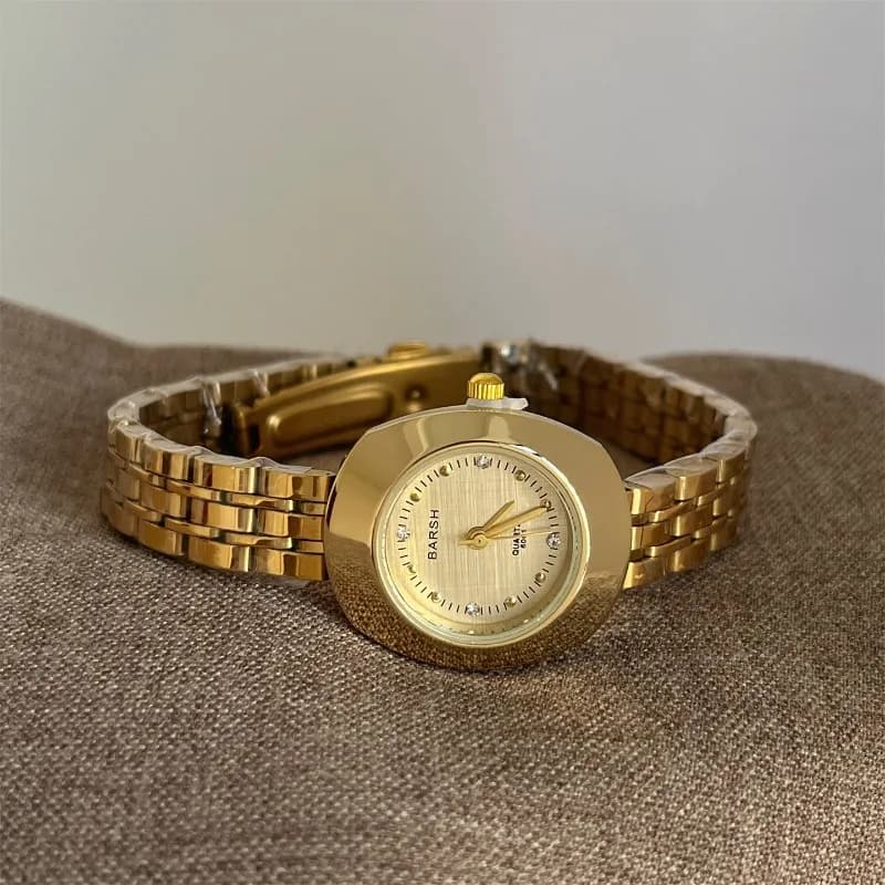 2025 Golden Vintage Ladies Quartz Watch - Exquisite Waterproof Steel Strap Ladies Clock Elegant Fashionable Watch for Women