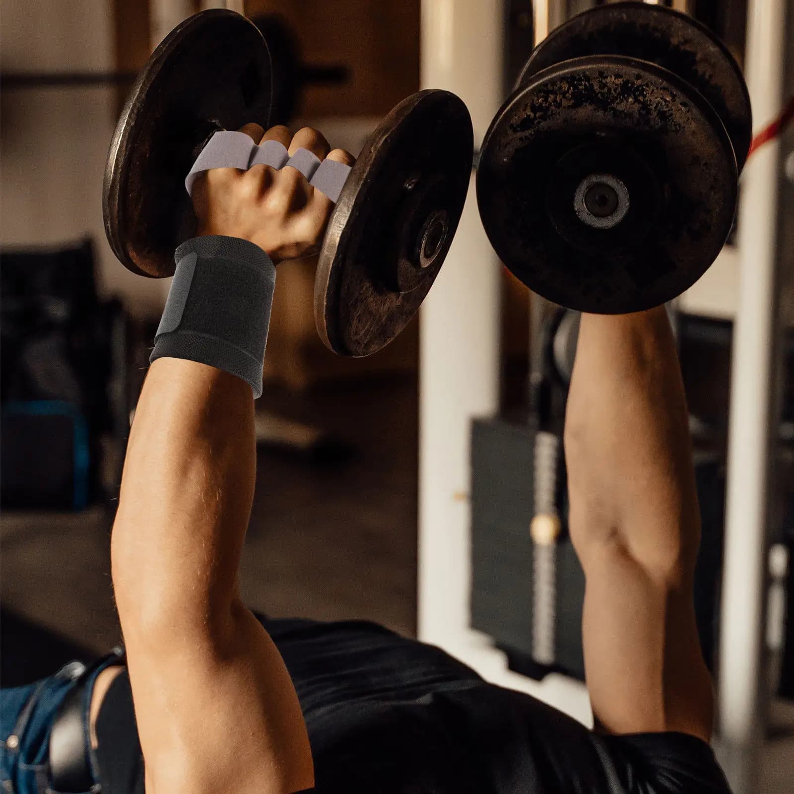 1 paio di guanti da palestra, guanti da allenamento traspiranti e durevoli, guanti da allenamento con mezze dita, antiscivolo, per allenamento con i pesi, ciclismo